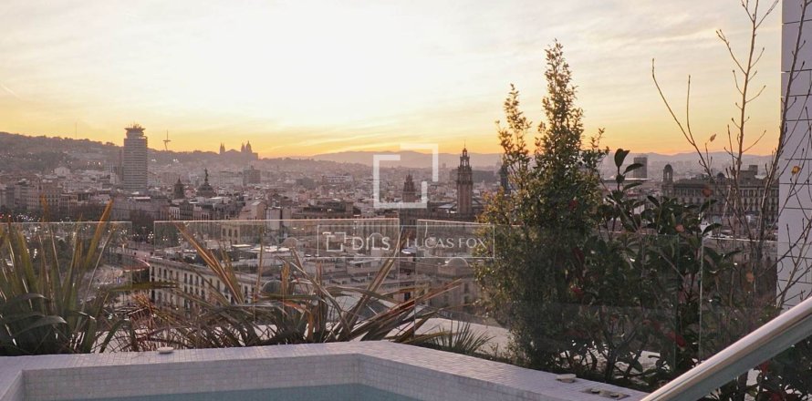 4 bedrooms penthouse for sale in Barcelona, Catalonia, Spain № 4377