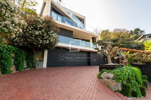 6 bedrooms villa for sale in Barcelona, Catalonia, Spain № 4382 - photo 4