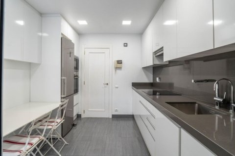4 bedrooms apartment for sale in Sitges, Barcelona, Catalonia, Spain № 7104 - photo 5