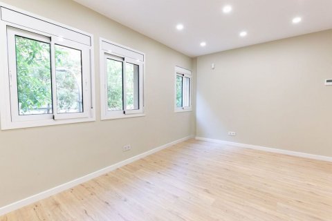 2 bedrooms apartment for sale in Barcelona, Catalonia, Spain № 7107
