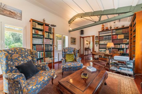 Сasa de 5 dormitorios en venta en Arenys de Munt, Barcelona, Cataluña, Spain № 7661 - foto 27