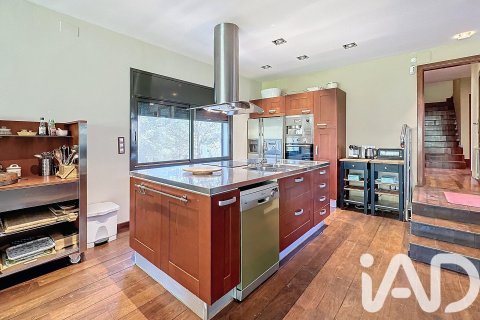 Купить дом в Оливелла, Испания с 6 спален, 360м², № 7408 - фото 18