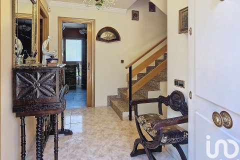 4 bedrooms house for sale in Sant Fost de Campsentelles, Barcelona, Catalonia, Spain № 5031 - photo 12
