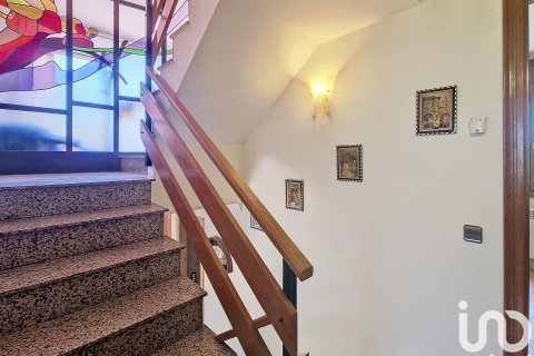 4 bedrooms house for sale in Sant Fost de Campsentelles, Barcelona, Catalonia, Spain № 5031 - photo 18