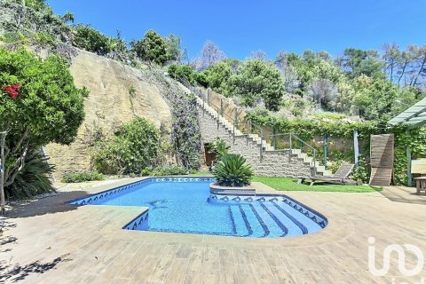 4 bedrooms house for sale in Sant Fost de Campsentelles, Barcelona, Catalonia, Spain № 5031 - photo 21