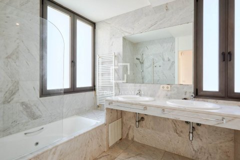 4 bedrooms villa for sale in Sant Vicenc De Montalt, Barcelona, Catalonia, Spain № 4457 - photo 20