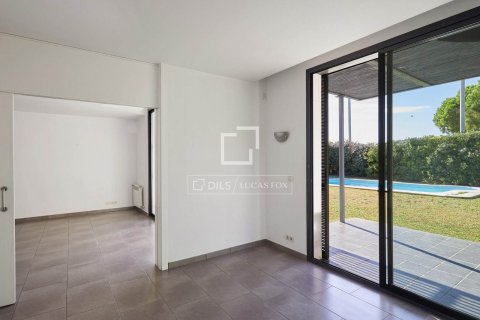 4 bedrooms villa for sale in Sant Vicenc De Montalt, Barcelona, Catalonia, Spain № 4457 - photo 9