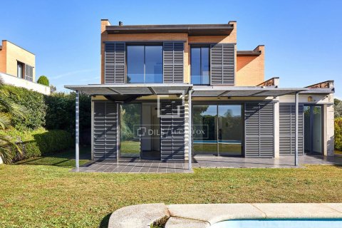 4 bedrooms villa for sale in Sant Vicenc De Montalt, Barcelona, Catalonia, Spain № 4457 - photo 5
