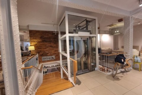 1016 sq.m. commercial property for sale in Barcelona, Catalonia, Spain № 5164 - photo 6