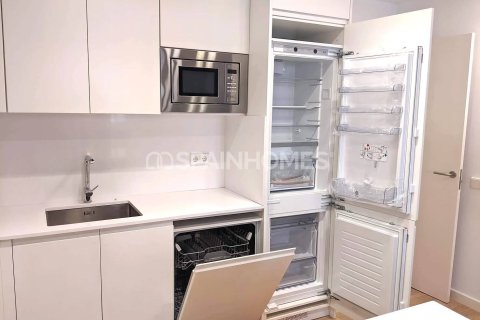 2 bedrooms penthouse for sale in Barcelona, Catalonia, Spain № 1054 - photo 7