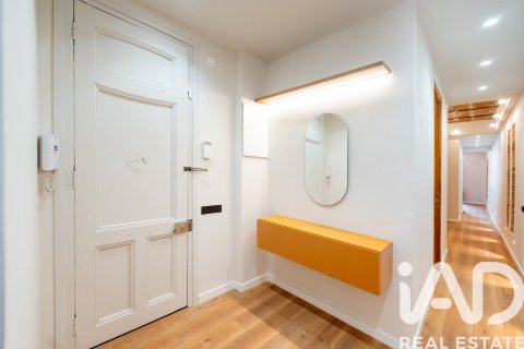 3 chambres apartment à vendre à Barcelona, Catalonia, Spain № 7501 - photo 12