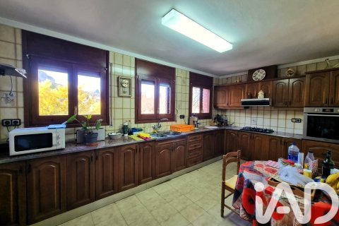 Propiedad comercial de 981 m² en venta en Tivissa, Tarragona, Cataluña, Spain № 7497 - foto 6