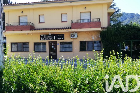 Propiedad comercial de 981 m² en venta en Tivissa, Tarragona, Cataluña, Spain № 7497 - foto 16