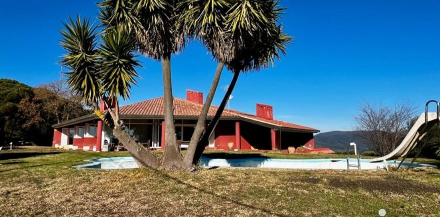 4 bedrooms house for sale in Mataro, Barcelona, Catalonia, Spain № 4976