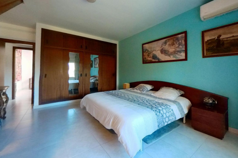 5 bedrooms house for sale in Coma-Ruga, Tarragona, Catalonia, Spain № 3650 - photo 9