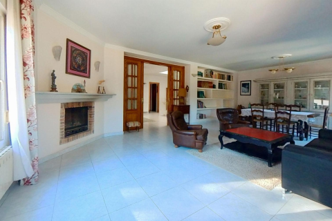 5 bedrooms house for sale in Coma-Ruga, Tarragona, Catalonia, Spain № 3650 - photo 10