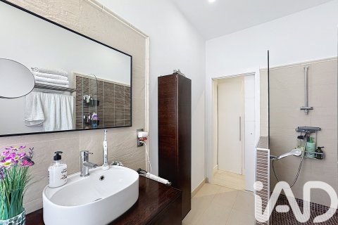 3 chambres apartment à vendre à Vilanova i la Geltru, Barcelona, Catalonia, Spain № 7476 - photo 25