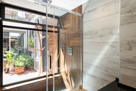 3 bedrooms apartment for sale in Barcelona, Catalonia, Spain № 1507 - photo 3