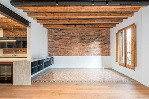 3 bedrooms apartment for sale in Barcelona, Catalonia, Spain № 1504