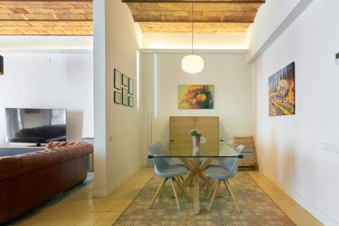 Apartamento de 3 dormitorios en venta en Barcelona, Cataluña, Spain № 1502 - foto 5
