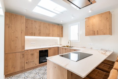 4 bedrooms apartment for sale in Barcelona, Catalonia, Spain № 1501 - photo 6