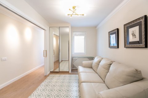 4 bedrooms apartment for sale in Barcelona, Catalonia, Spain № 1501 - photo 21