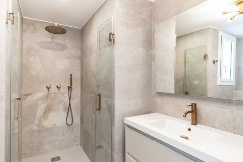 4 bedrooms apartment for sale in Barcelona, Catalonia, Spain № 1501 - photo 14