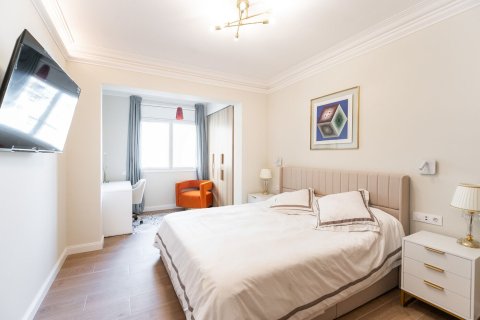 4 bedrooms apartment for sale in Barcelona, Catalonia, Spain № 1501 - photo 11