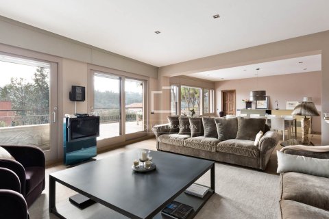 8 bedrooms villa for sale in Sant Cugat Del Valles, Barcelona, Catalonia, Spain № 4419 - photo 3