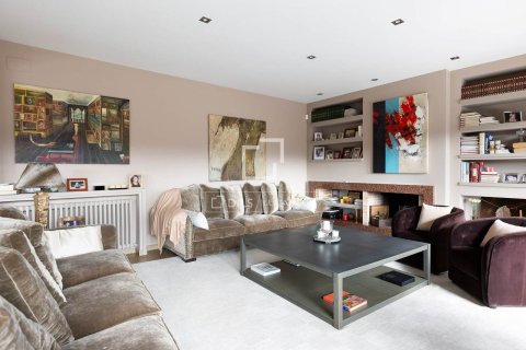 8 bedrooms villa for sale in Sant Cugat Del Valles, Barcelona, Catalonia, Spain № 4419 - photo 7
