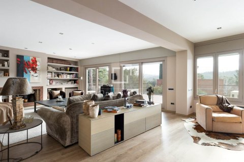 8 bedrooms villa for sale in Sant Cugat Del Valles, Barcelona, Catalonia, Spain № 4419 - photo 4