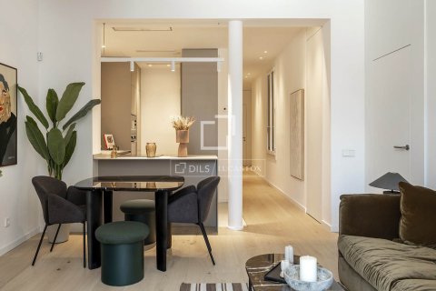 2 bedrooms apartment for sale in Barcelona, Catalonia, Spain № 4422 - photo 26