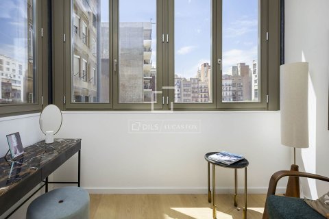 2 bedrooms apartment for sale in Barcelona, Catalonia, Spain № 4422 - photo 9