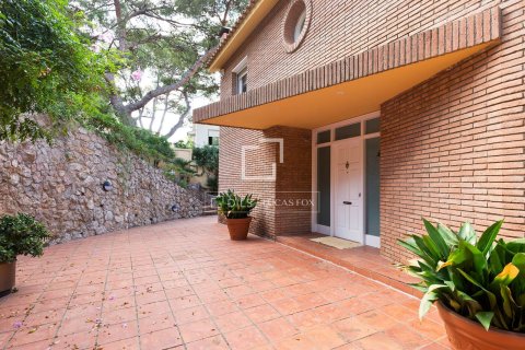 7 chambres villa à vendre à Castelldefels, Barcelona, Catalonia, Spain № 4421 - photo 2