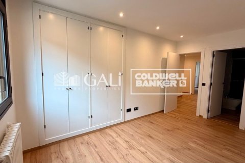 Apartamento de 4 dormitorios en alquiler en Principado De Andorra (Ninguna Poblacion Tiene C.P.), Lérida, Cataluña, Spain № 7698 - foto 7