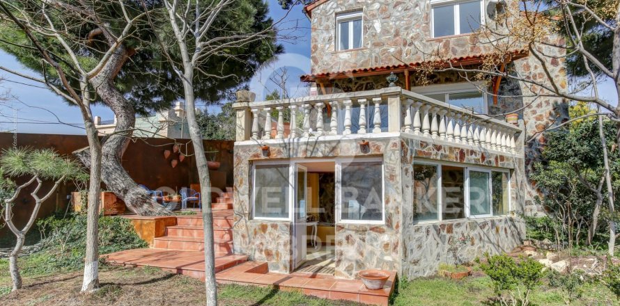 3 bedrooms house for rent in Barcelona, Catalonia, Spain № 7699