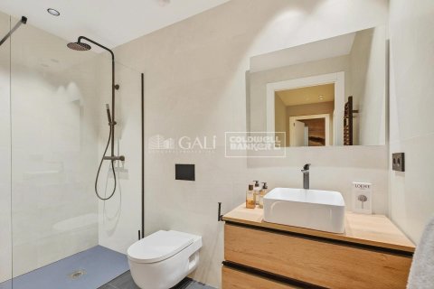 5 bedrooms apartment for sale in Principado De Andorra (Ninguna Poblacion Tiene C.P.), Lleida, Catalonia, Spain № 7778 - photo 7