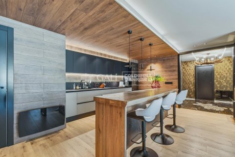 5 bedrooms apartment for sale in Principado De Andorra (Ninguna Poblacion Tiene C.P.), Lleida, Catalonia, Spain № 7778 - photo 20