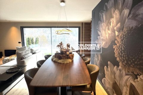5 bedrooms apartment for sale in Principado De Andorra (Ninguna Poblacion Tiene C.P.), Lleida, Catalonia, Spain № 7778 - photo 17