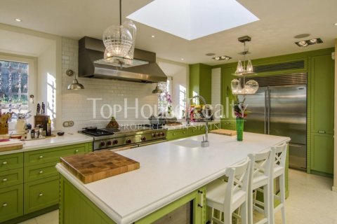 9 bedrooms villa for sale in Pedralbes, Barcelona, Catalonia, Spain № 2345 - photo 7