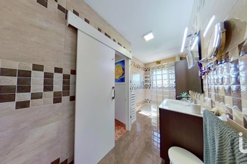 3 bedrooms house for sale in Creixell, Tarragona, Catalonia, Spain № 5005 - photo 16
