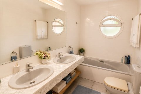 5 bedrooms house for sale in Cabrils, Barcelona, Catalonia, Spain № 8451 - photo 24