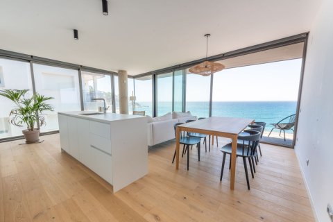 3 bedrooms apartment for sale in Lloret de Mar, Girona, Catalonia, Spain № 8447 - photo 25