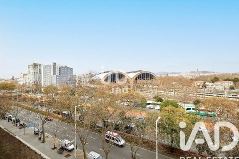 3 bedrooms apartment for sale in Barcelona, Catalonia, Spain № 8453 - photo 2