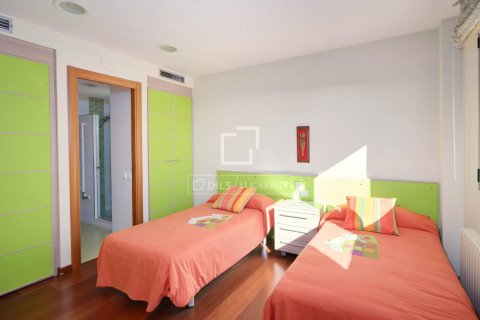 5 bedrooms villa for sale in Sant Vicenc De Montalt, Barcelona, Catalonia, Spain № 4000 - photo 28