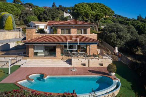 5 bedrooms villa for sale in Sant Vicenc De Montalt, Barcelona, Catalonia, Spain № 4000 - photo 2