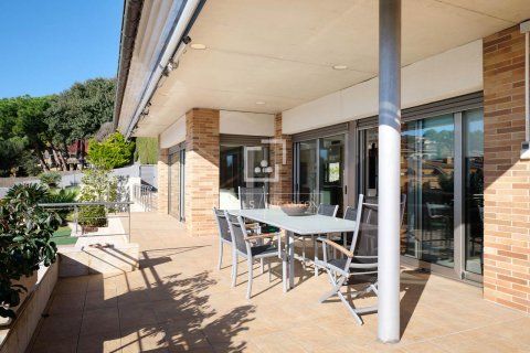 5 bedrooms villa for sale in Sant Vicenc De Montalt, Barcelona, Catalonia, Spain № 4000 - photo 5