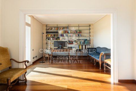 Купить квартиру в Барселона, Испания с 6 спален, 228м², № 5381 - фото 2