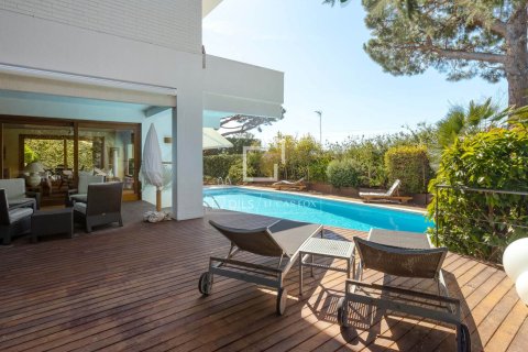 5 bedrooms villa for sale in Cabrils, Barcelona, Catalonia, Spain № 3900 - photo 5