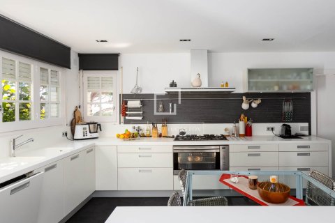 5 bedrooms villa for sale in Cabrils, Barcelona, Catalonia, Spain № 3900 - photo 17